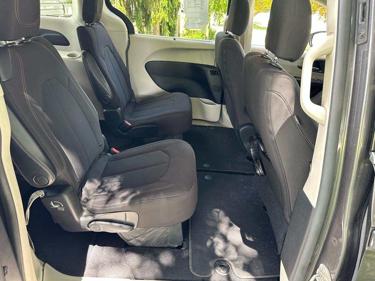 Chrysler Pacifica Touring-L 2017