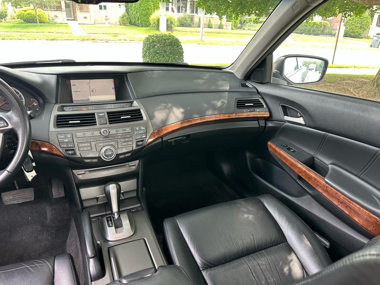 Honda Accord EX-L V6 Sedan AT 2012