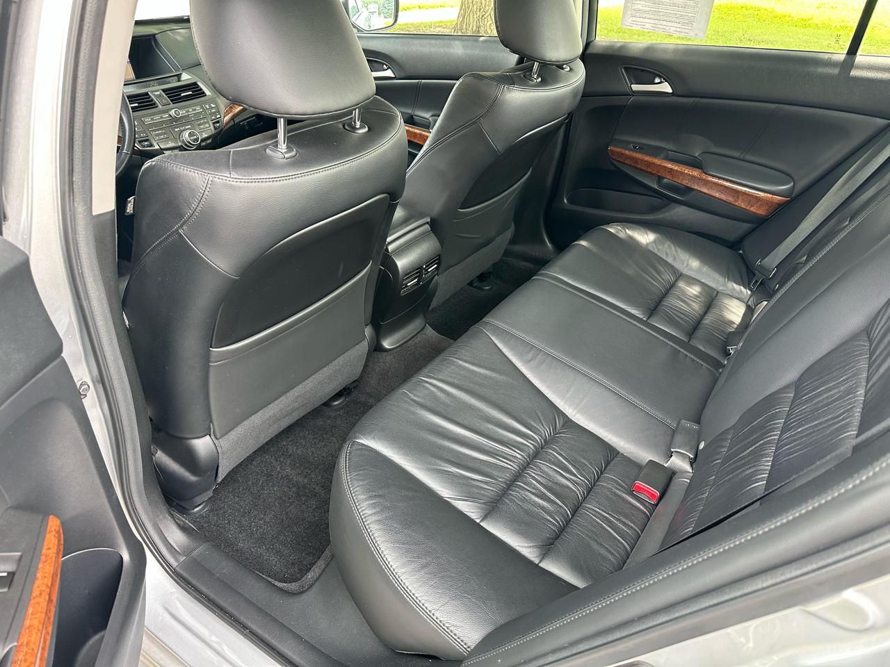 Honda Accord EX-L V6 Sedan AT 2012