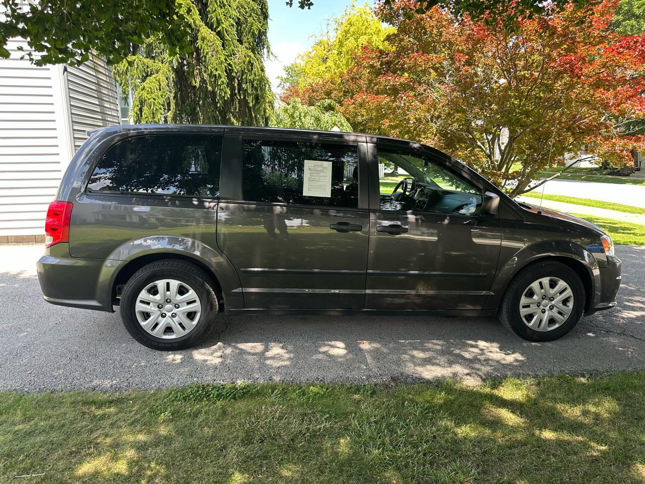 Dodge Grand Caravan SE 2015