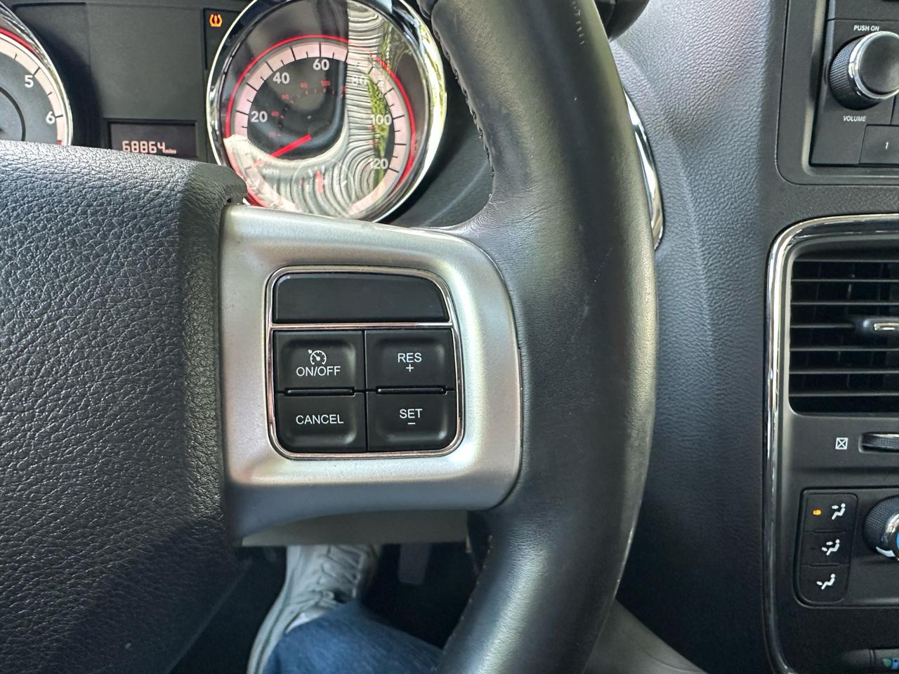 Dodge Grand Caravan SE 2015