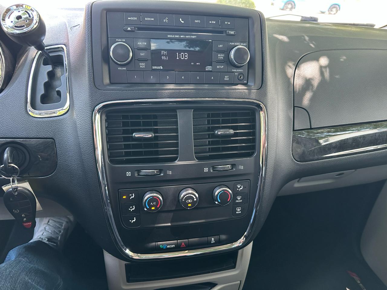 Dodge Grand Caravan SE 2015