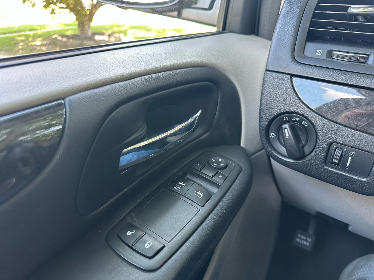 Dodge Grand Caravan SE 2015