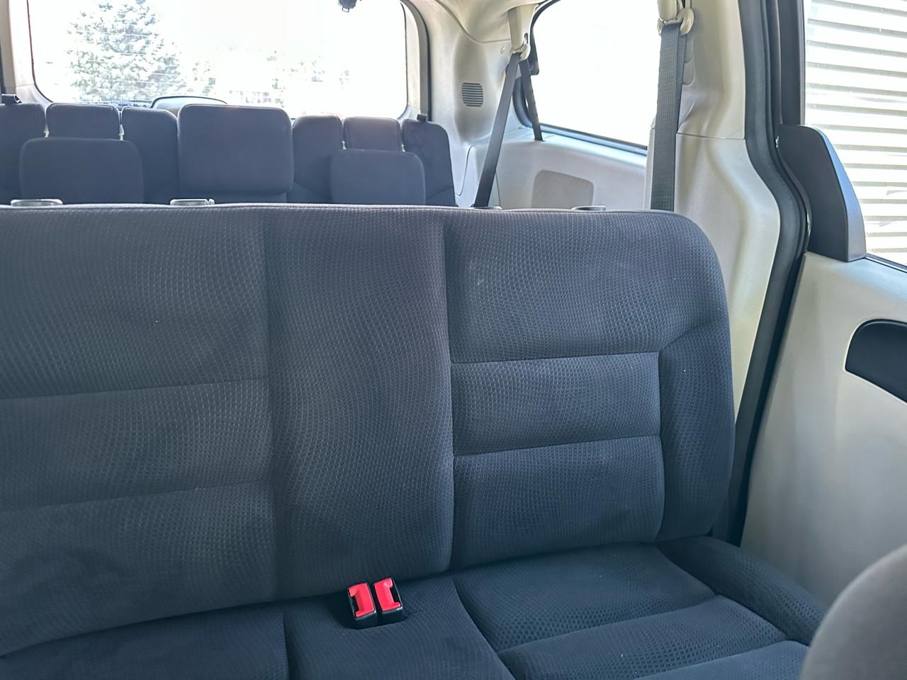Dodge Grand Caravan SE 2015