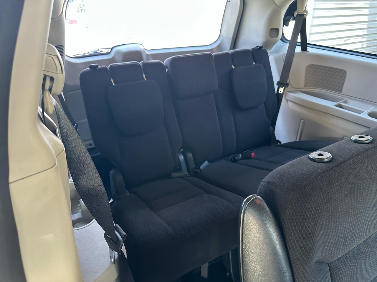 Dodge Grand Caravan SE 2015