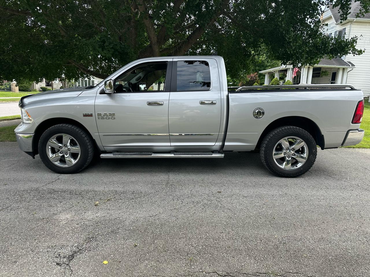 RAM 1500 Big Horn Quad Cab 4WD 2014