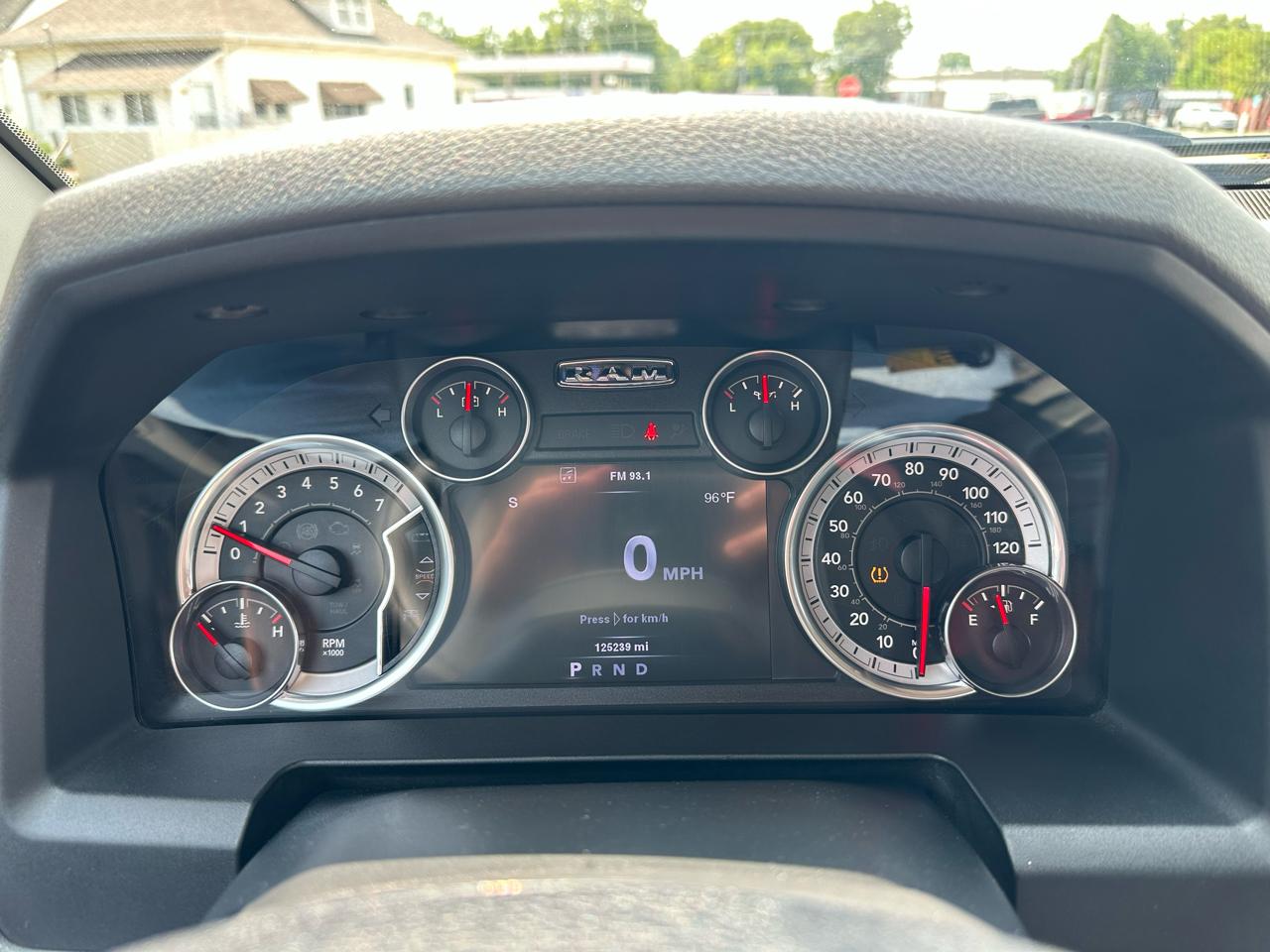 RAM 1500 Big Horn Quad Cab 4WD 2014