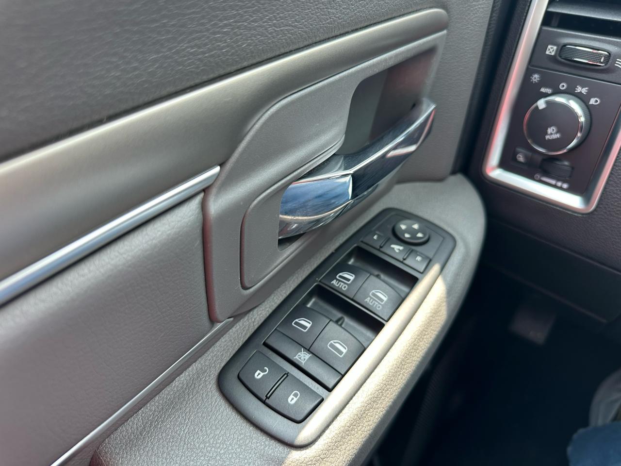 RAM 1500 Big Horn Quad Cab 4WD 2014