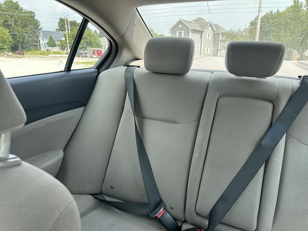 Honda Civic EX Sedan 5-Speed AT 2013