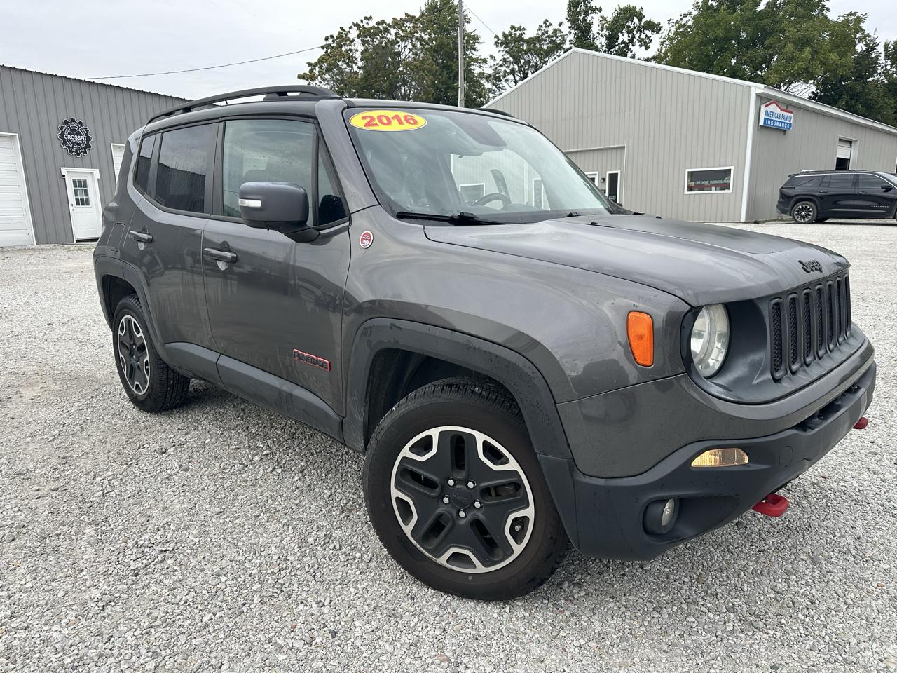 2016 Jeep Renegade Trailhawk