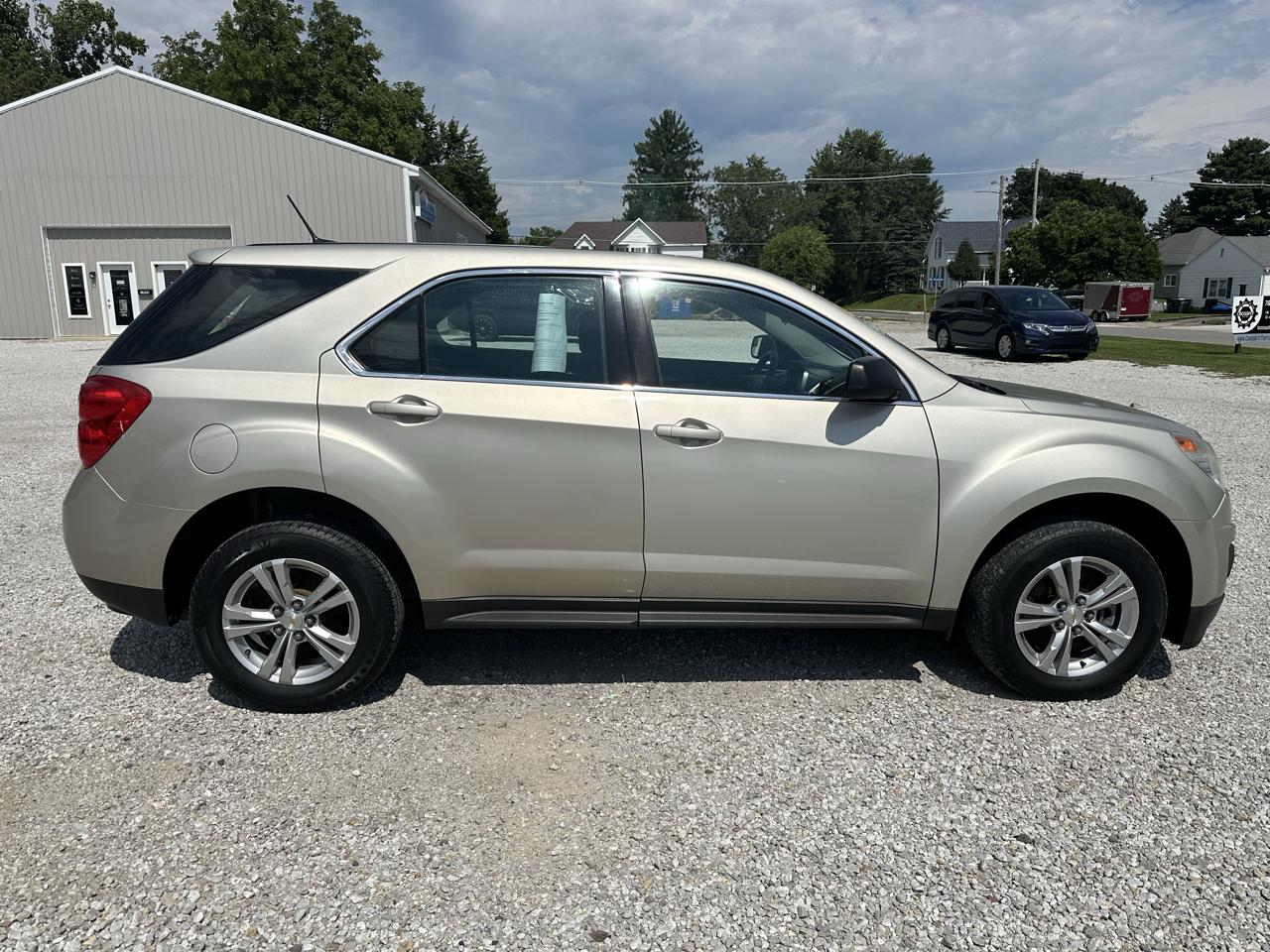 Chevrolet Equinox LS 2WD 2013