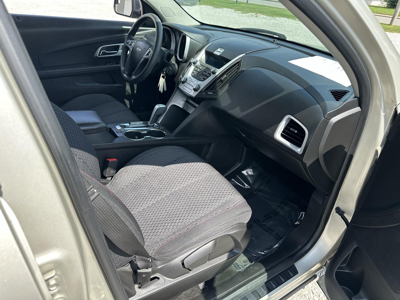 Chevrolet Equinox LS 2WD 2013
