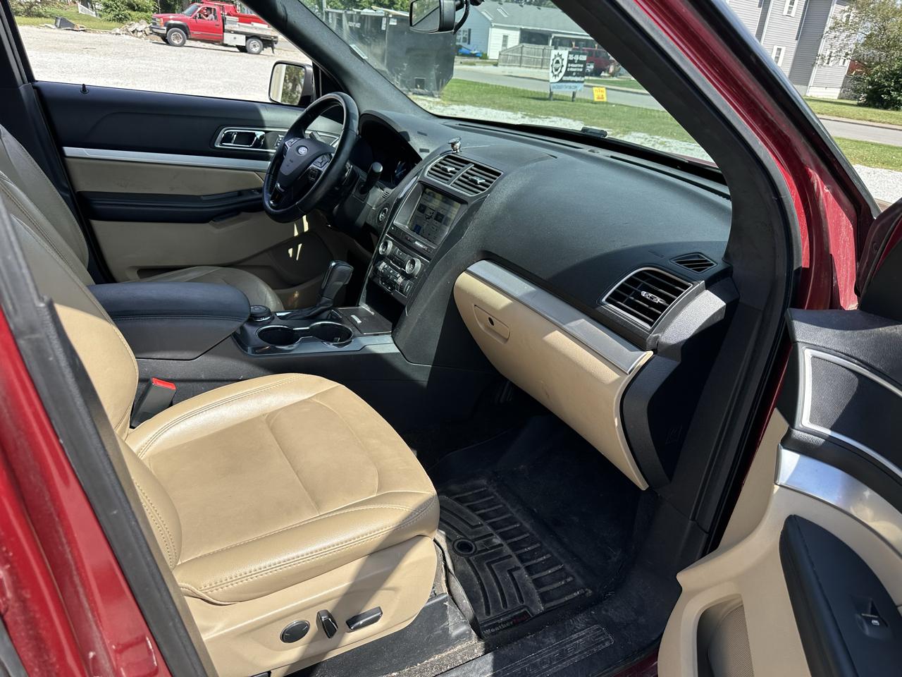 Ford Explorer XLT 4WD 2017