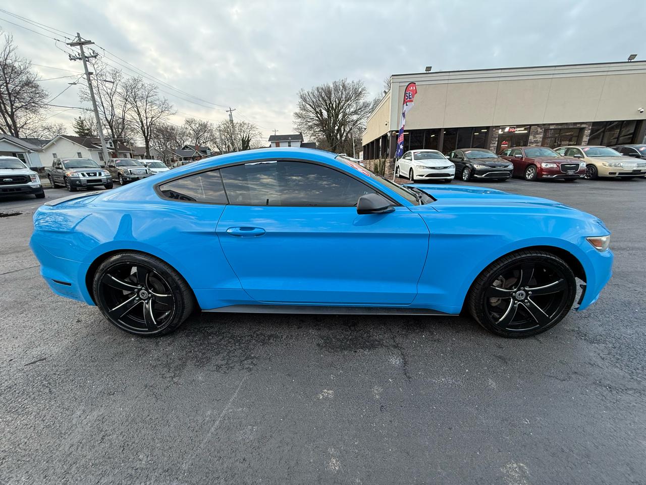 Ford Mustang V6 Coupe 2017