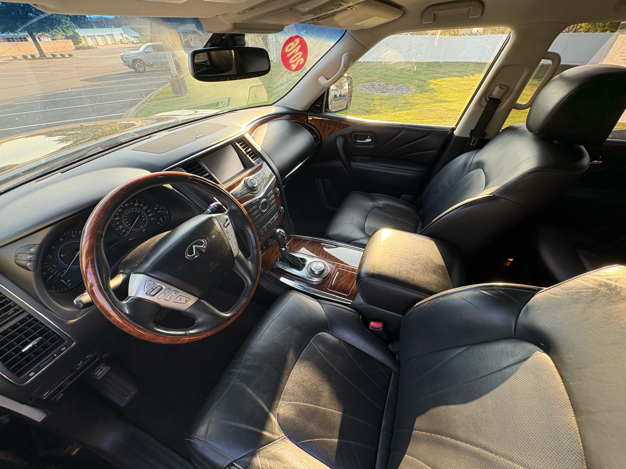 Infiniti QX80  2016