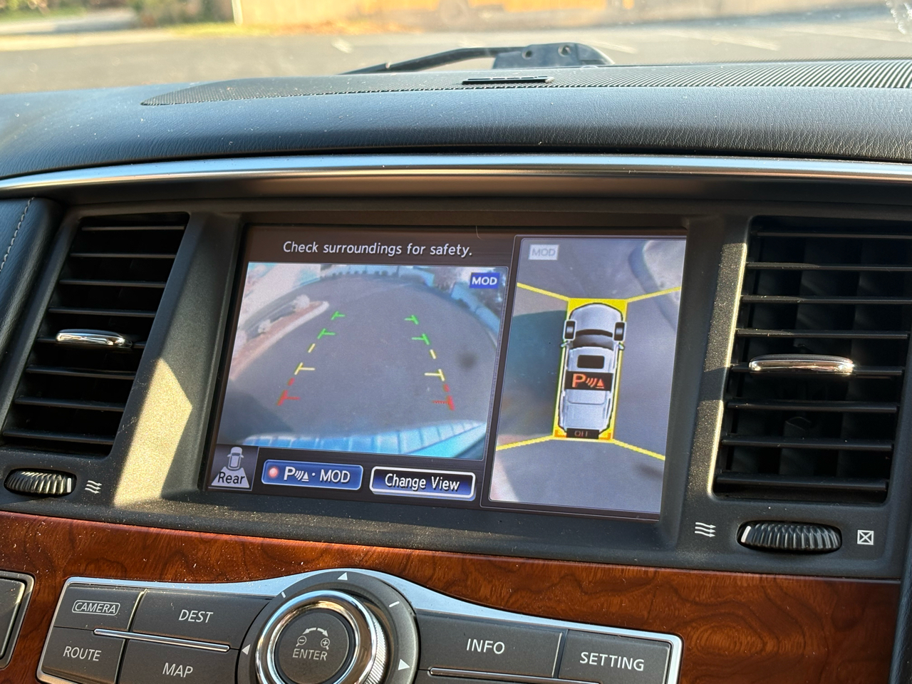 Infiniti QX80  2016