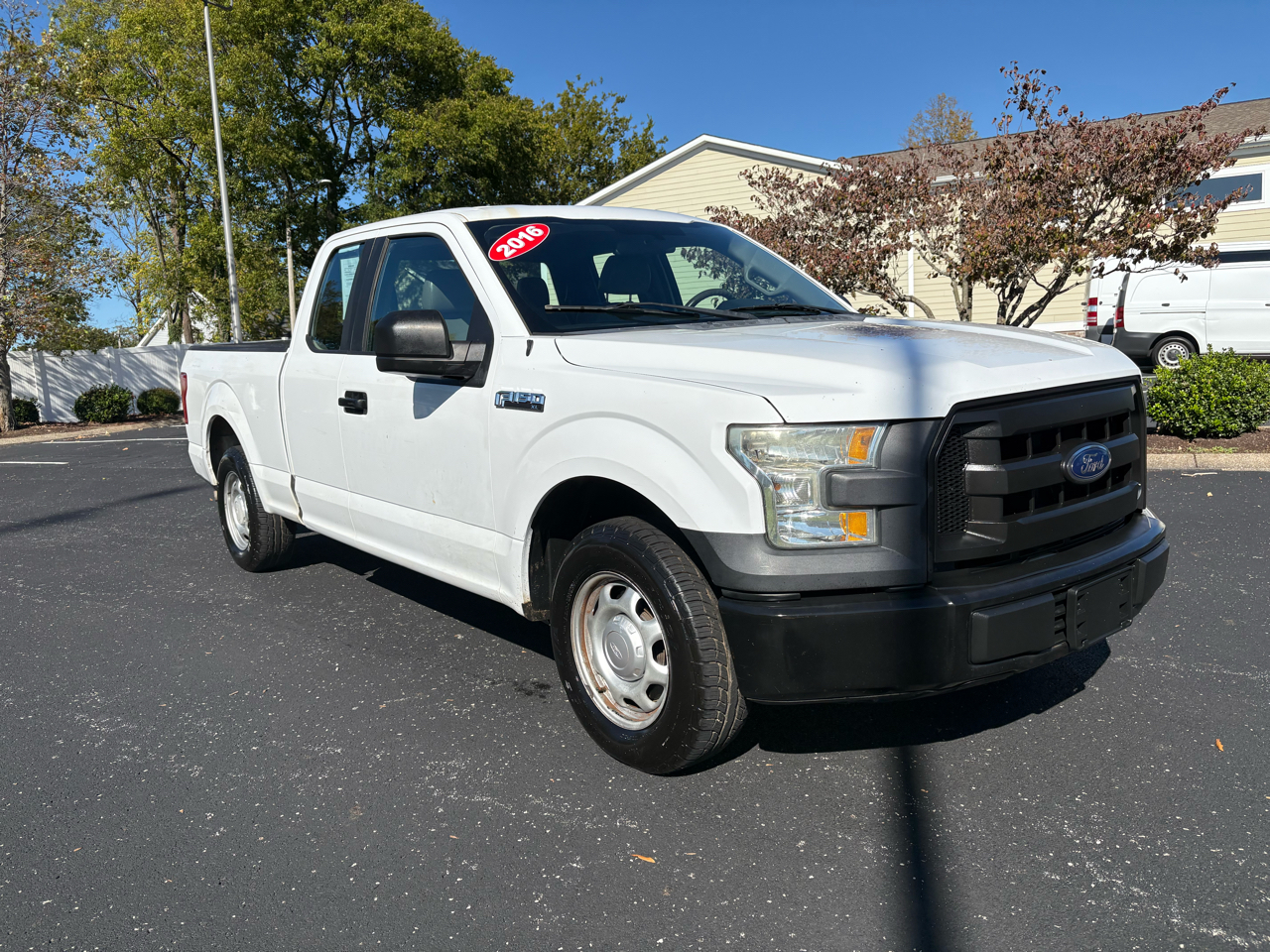 Ford F-150 2WD SuperCab 145" XL 2016