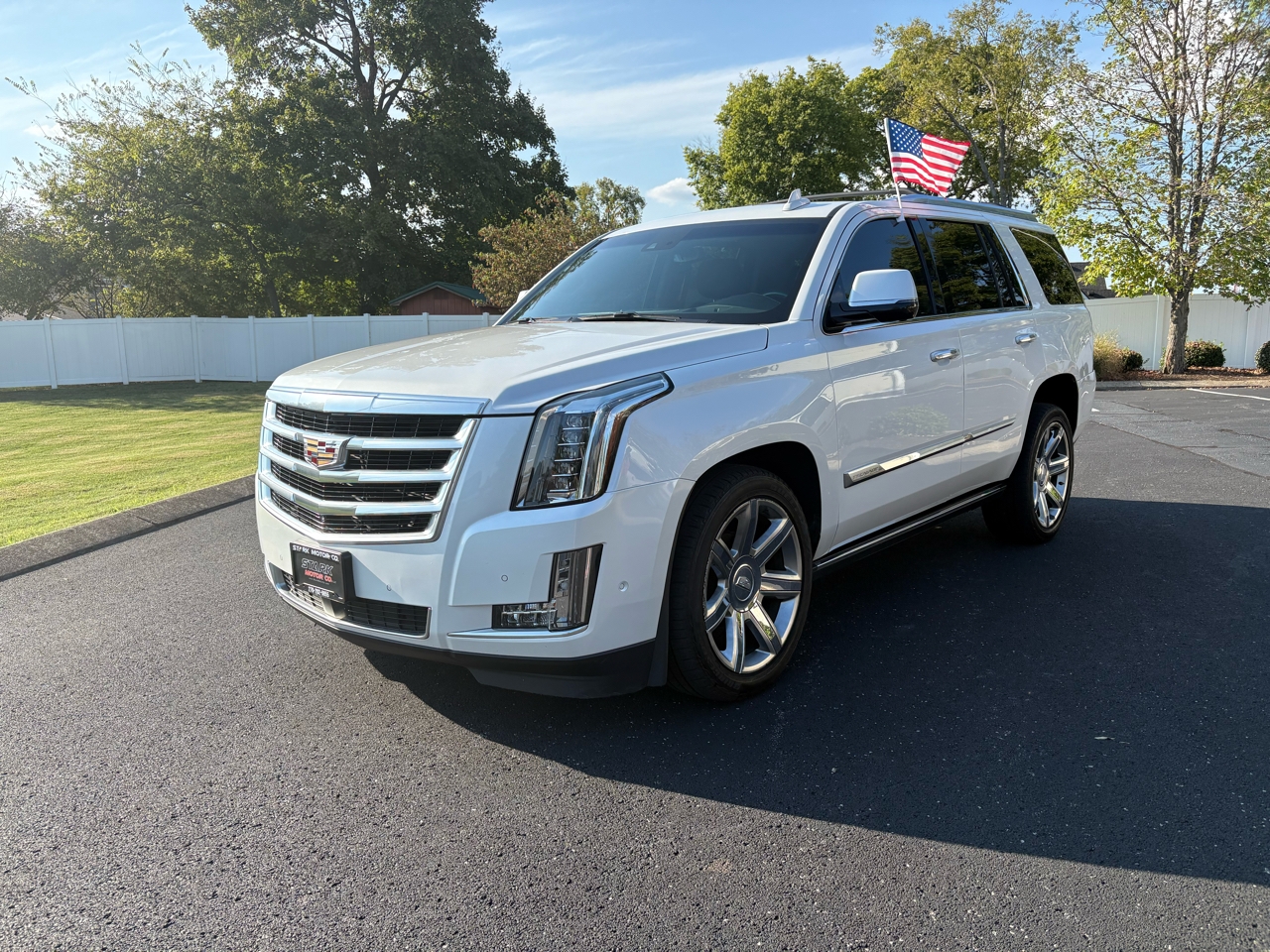 Cadillac Escalade 4WD 4dr Premium Luxury 2018