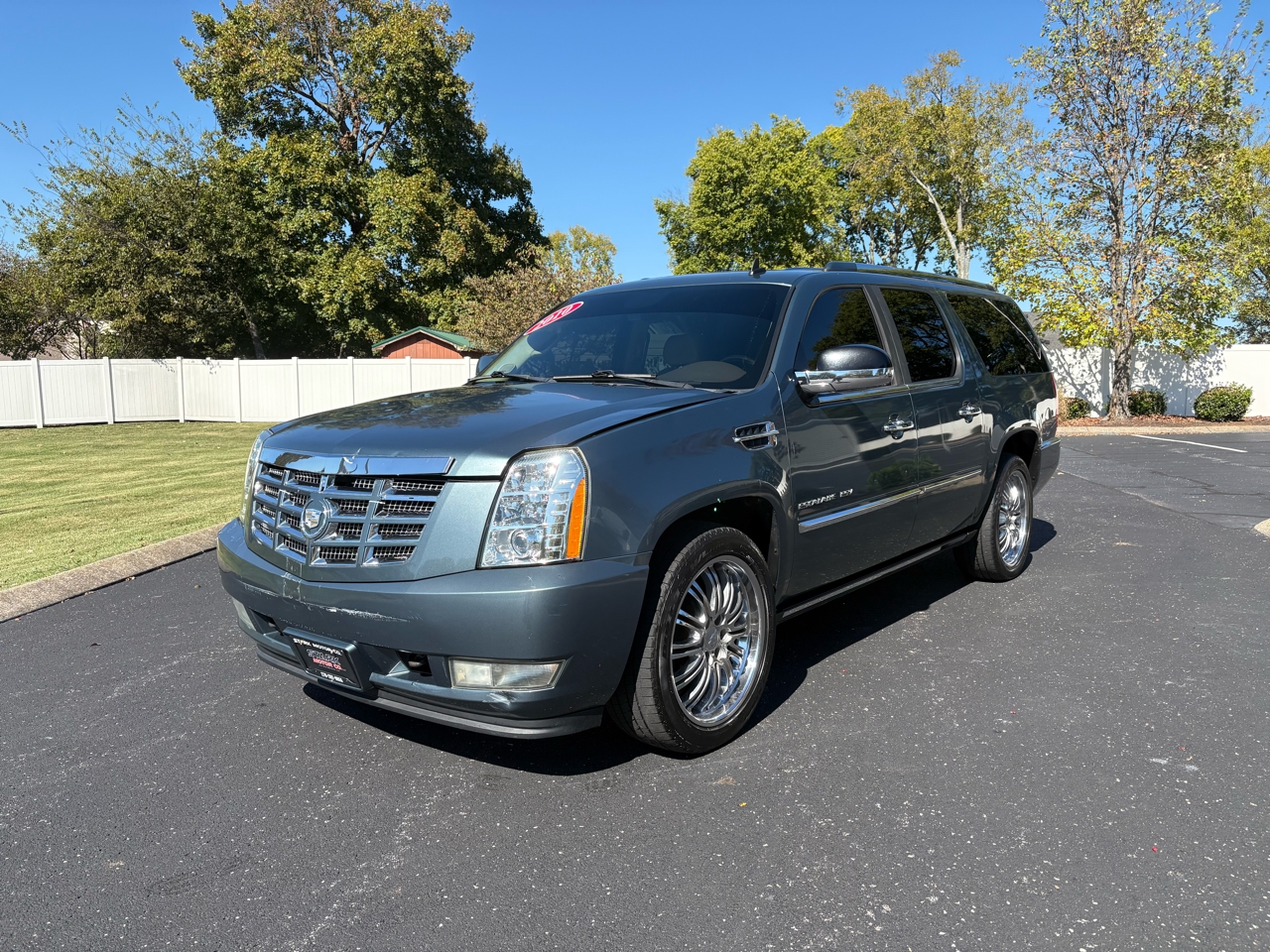 Cadillac Escalade ESV  2010