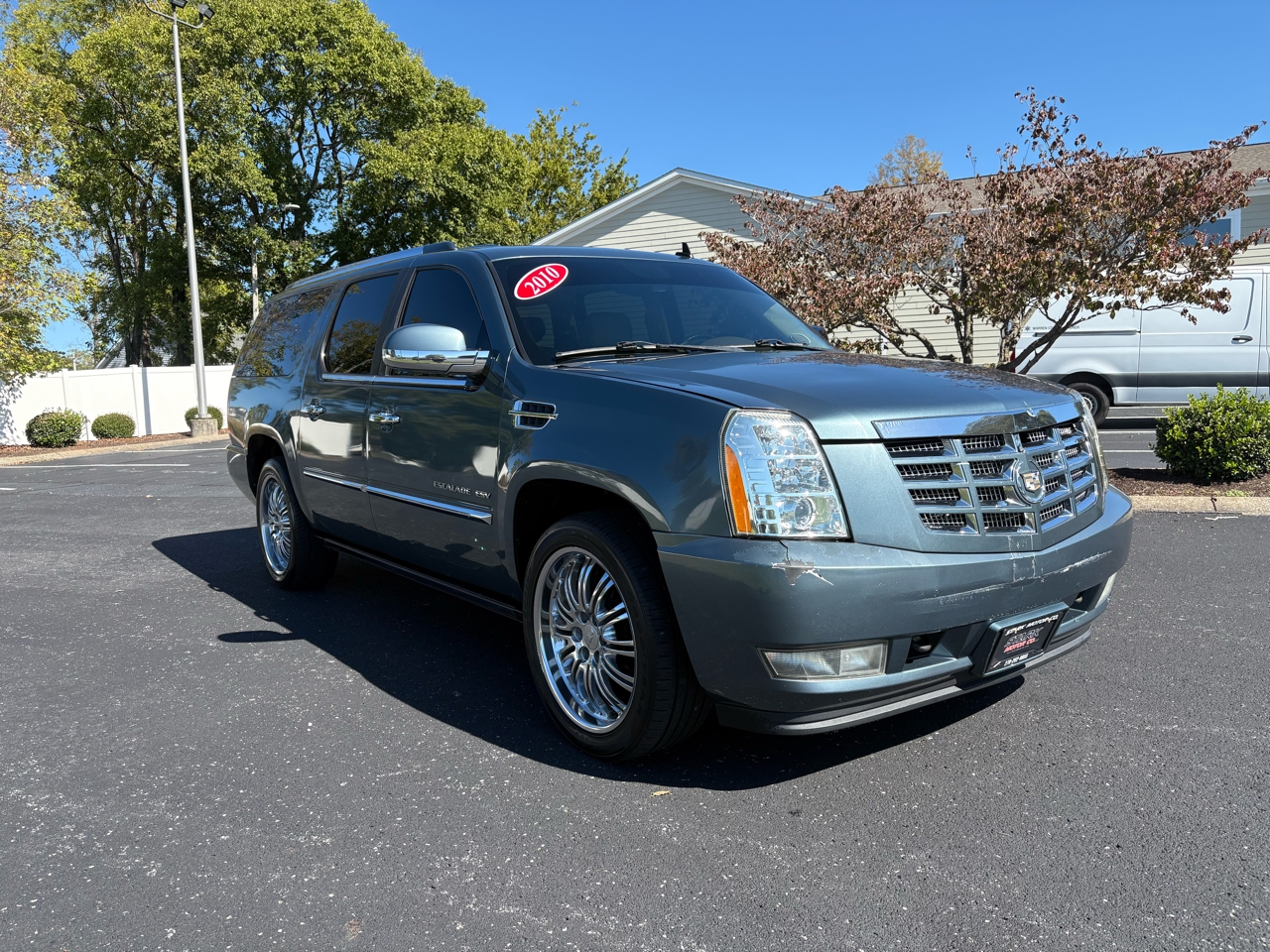Cadillac Escalade ESV  2010