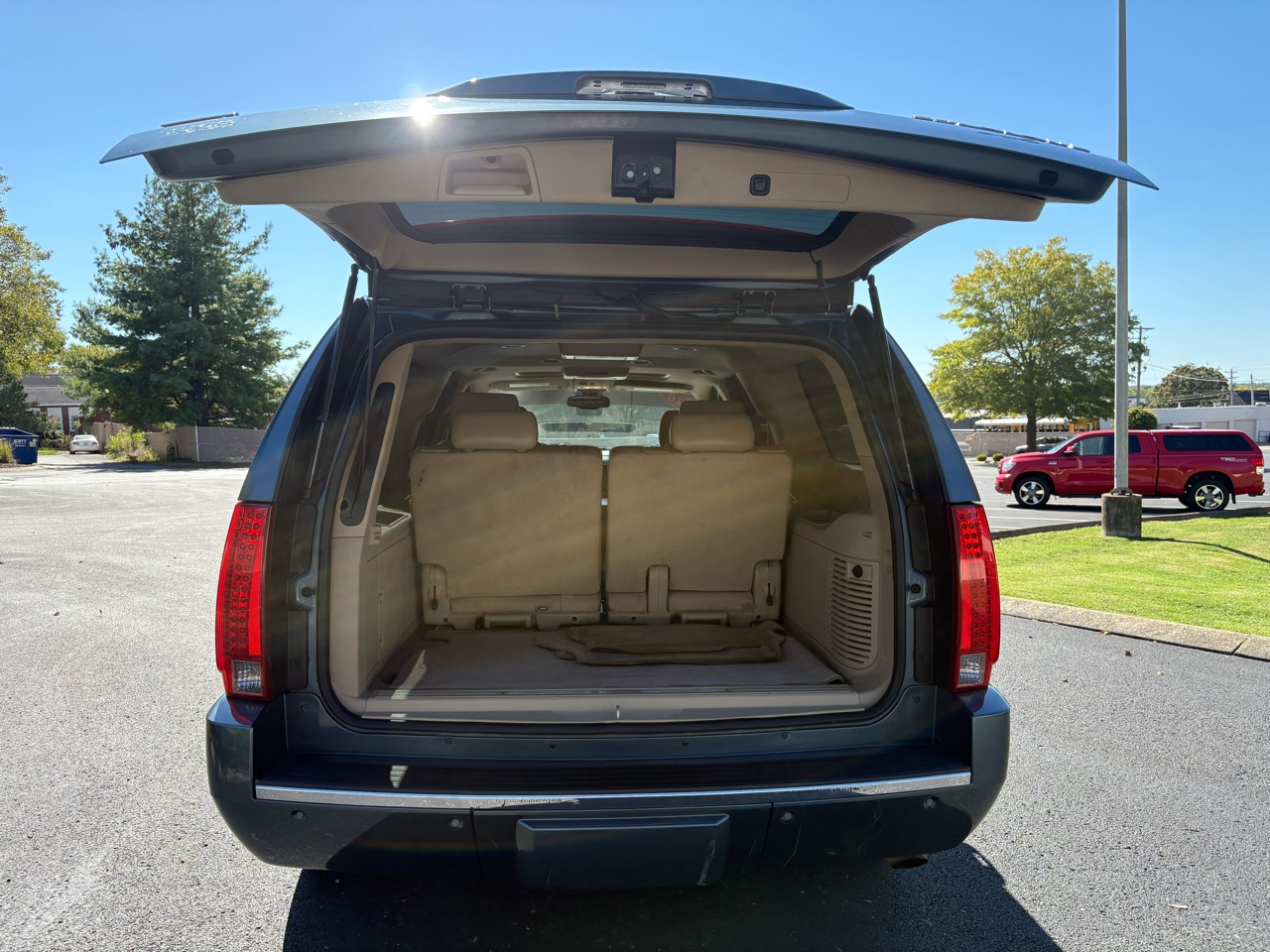 Cadillac Escalade ESV  2010