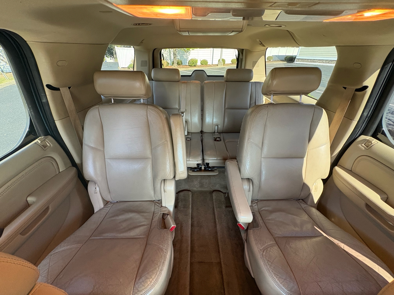 Cadillac Escalade ESV  2010