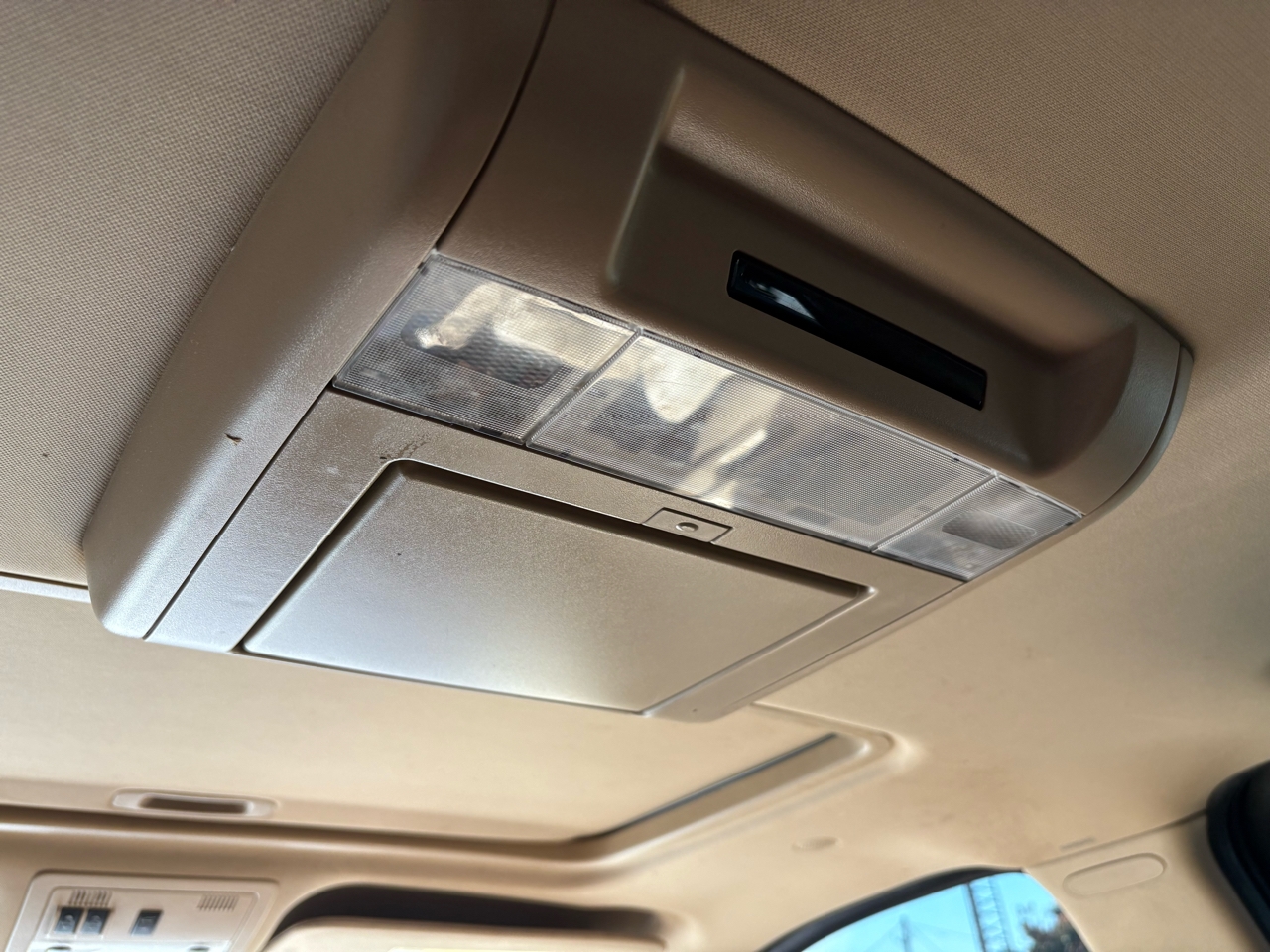 Cadillac Escalade ESV  2010