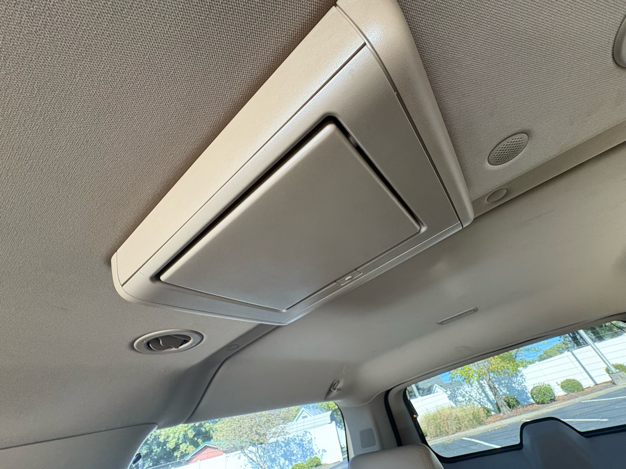 Cadillac Escalade ESV  2010