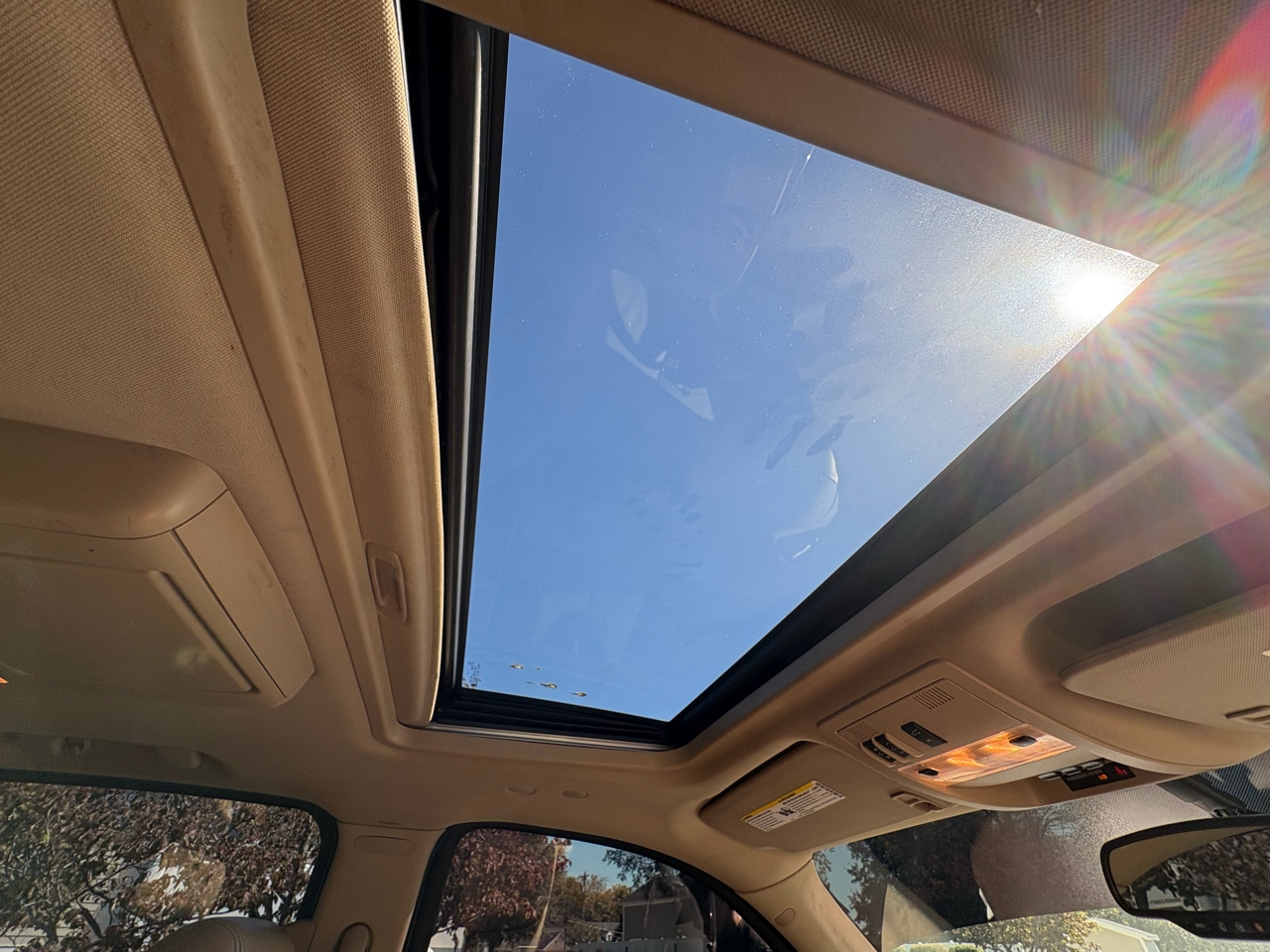 Cadillac Escalade ESV  2010