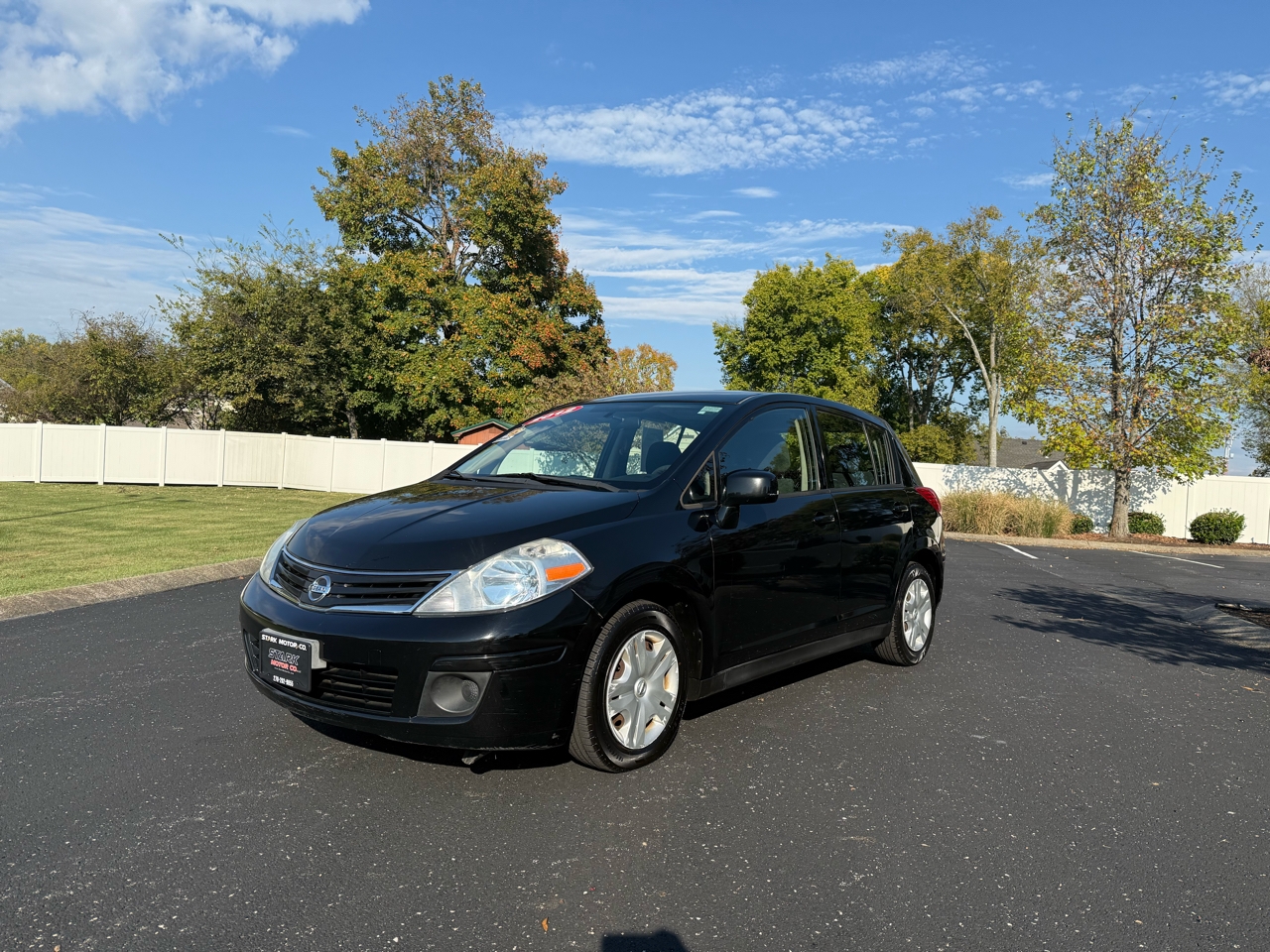 Nissan Versa 5dr HB Auto 1.8 S 2012