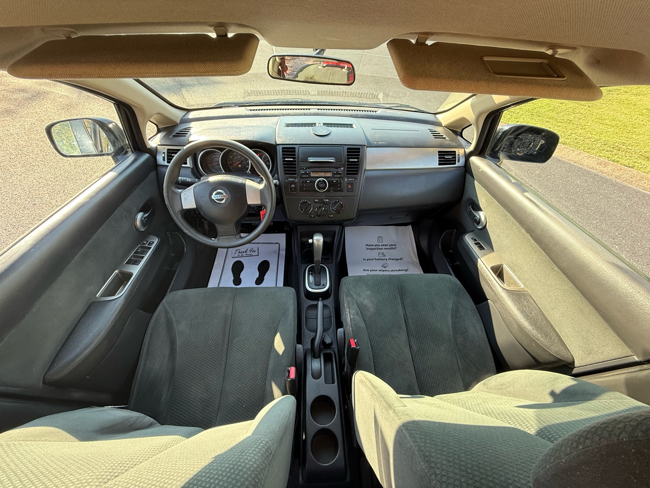 Nissan Versa 5dr HB Auto 1.8 S 2012