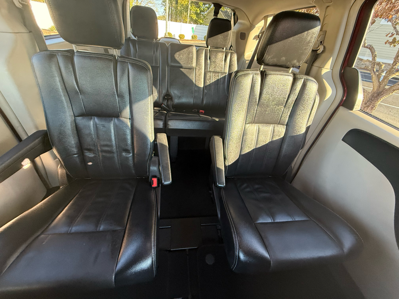 Chrysler Town & Country 4dr Wgn Touring 2013
