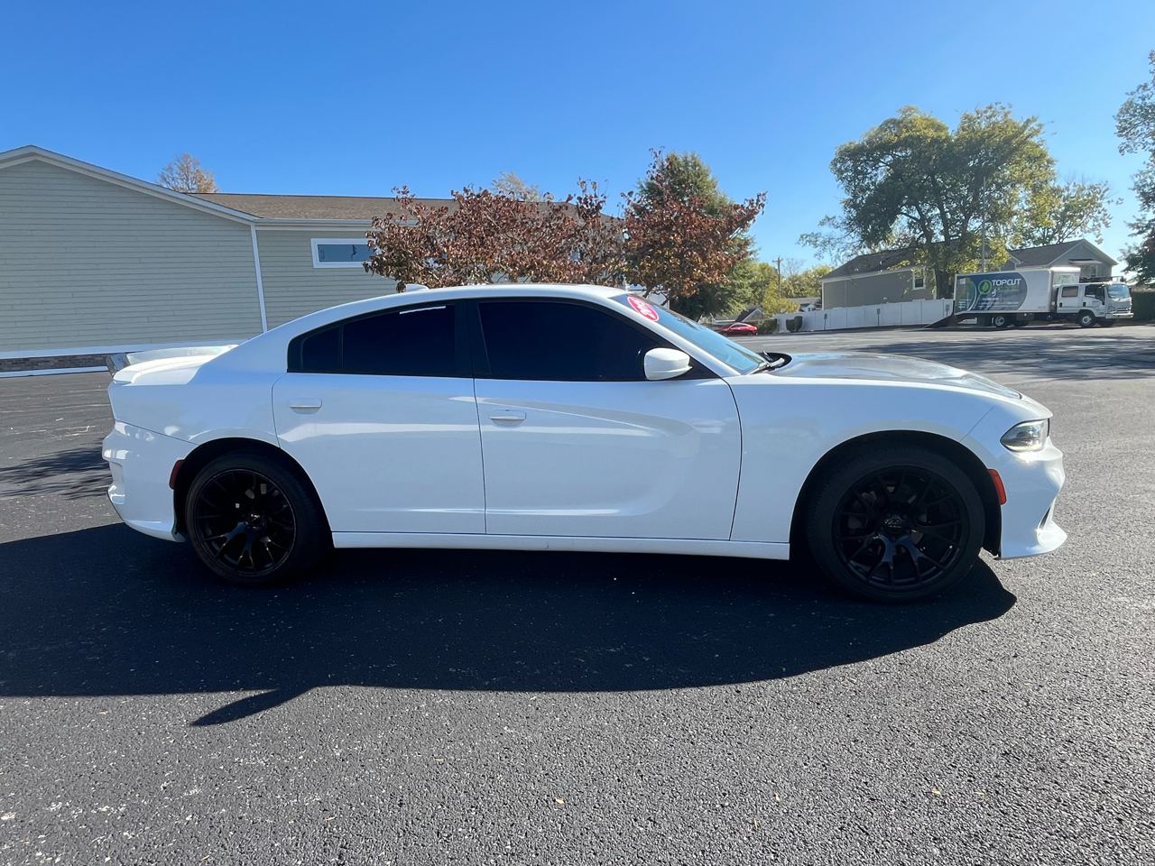 Dodge Charger 4dr Sdn SXT RWD 2015