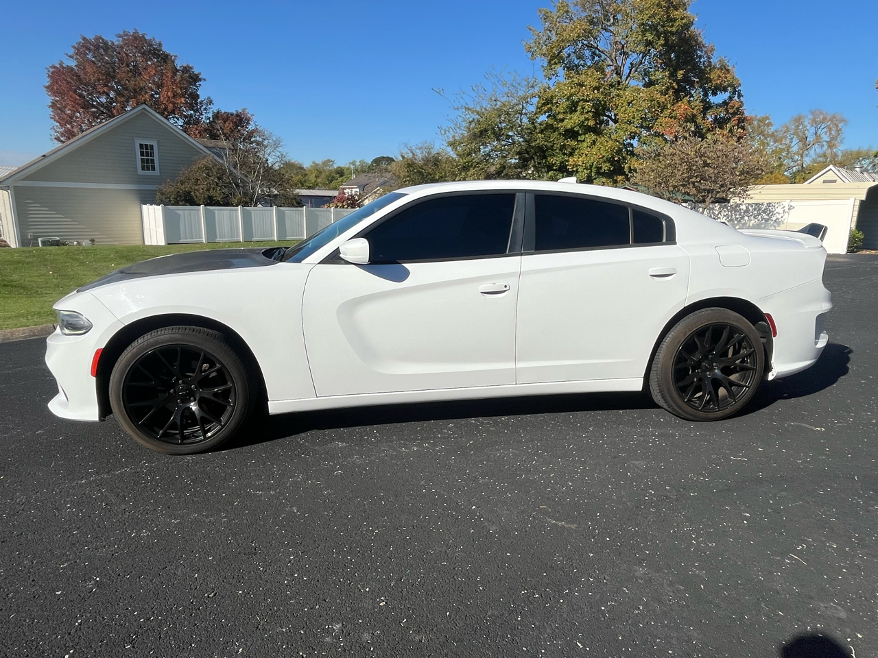 Dodge Charger 4dr Sdn SXT RWD 2015