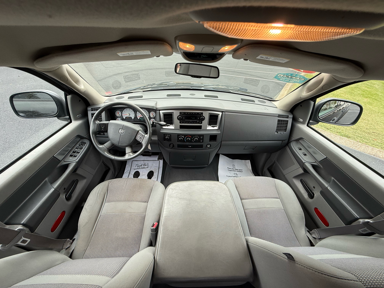 Dodge Ram 1500 4WD Quad Cab 140.5" SLT 2008