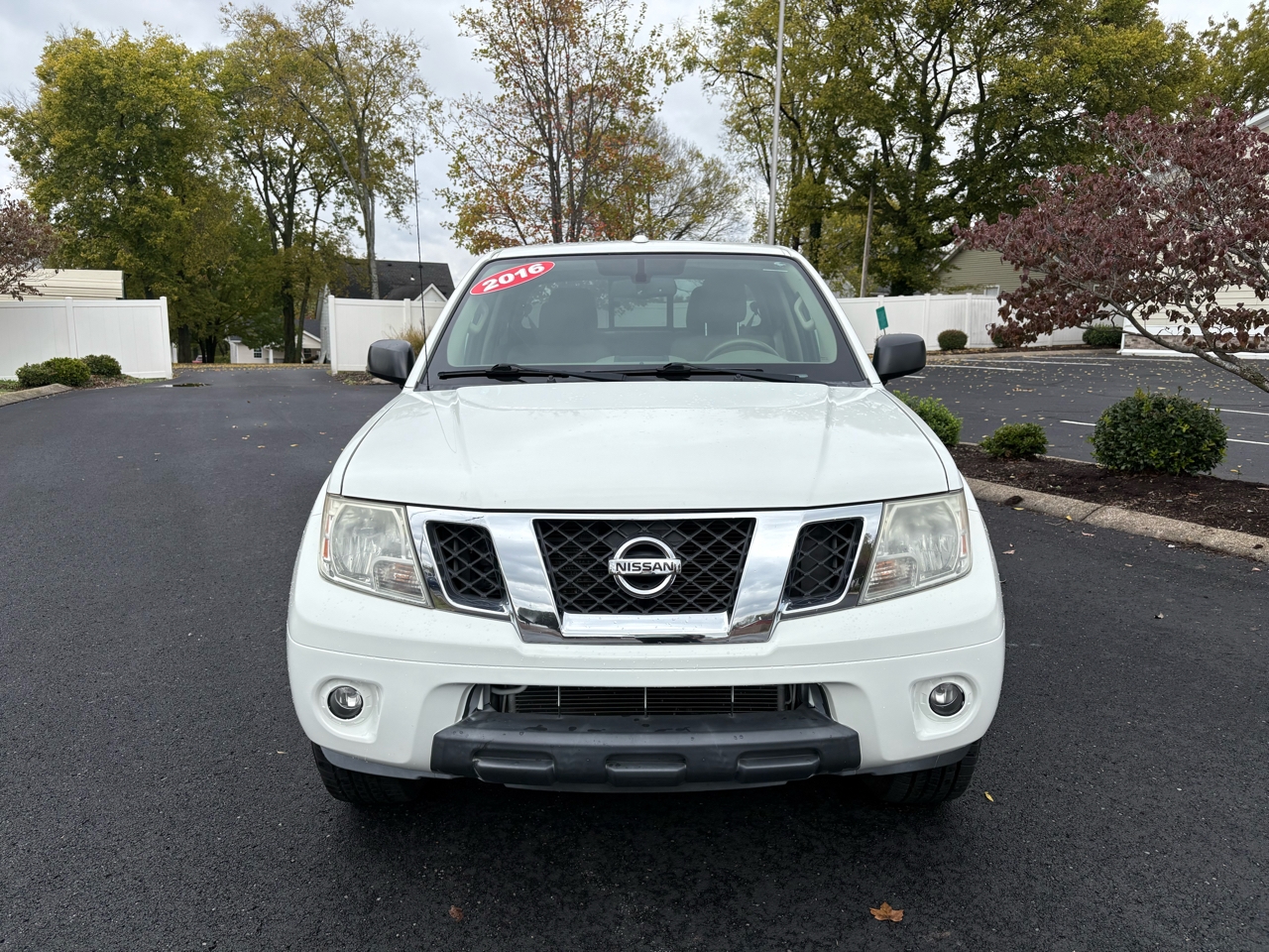 Nissan Frontier 2WD Crew Cab SWB Auto SV 2016