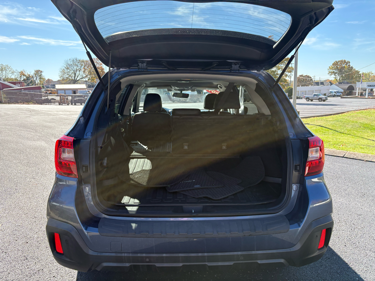 Subaru Outback  2018