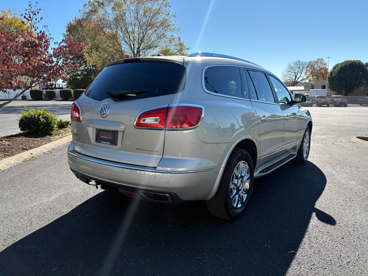 Buick Enclave FWD 4dr Leather 2013
