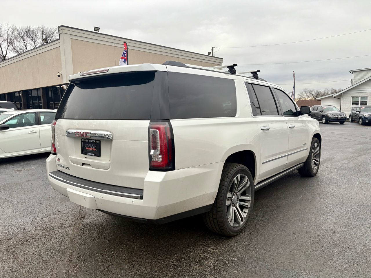 GMC Yukon XL Denali 4WD 2018