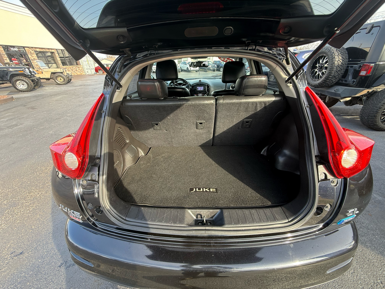 Nissan Juke 5dr Wgn CVT SL FWD 2012