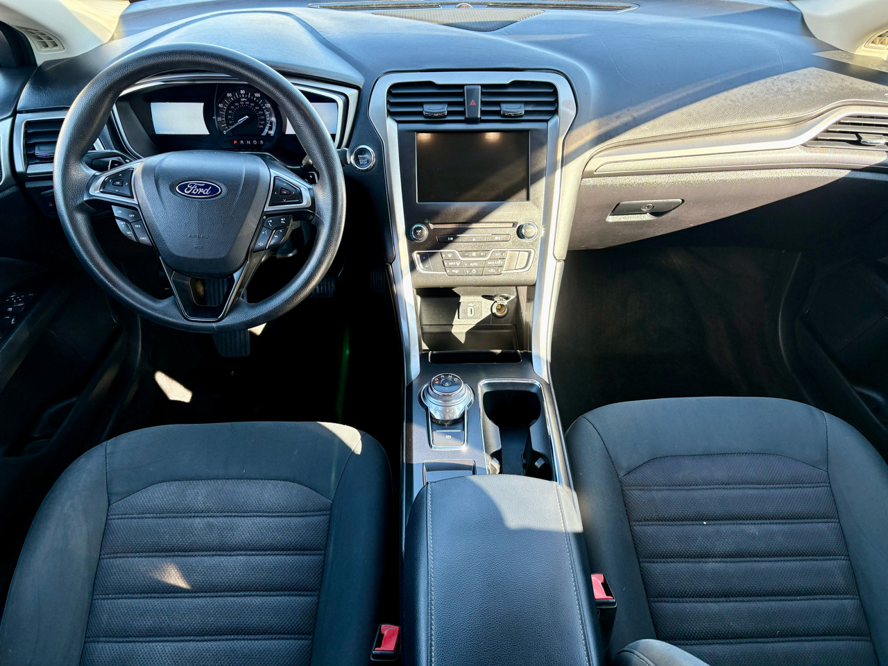 Ford Fusion SE FWD 2017