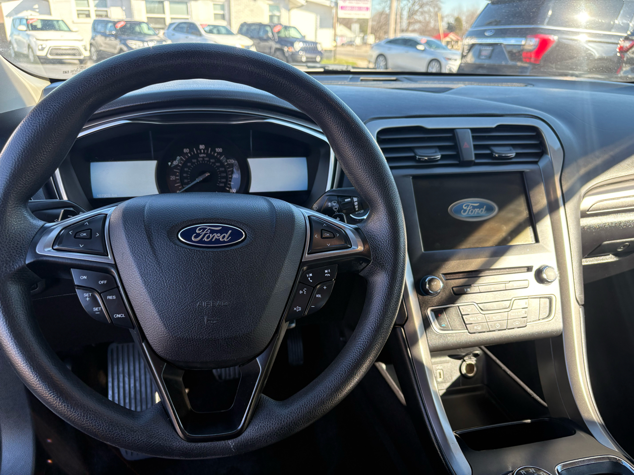 Ford Fusion SE FWD 2017