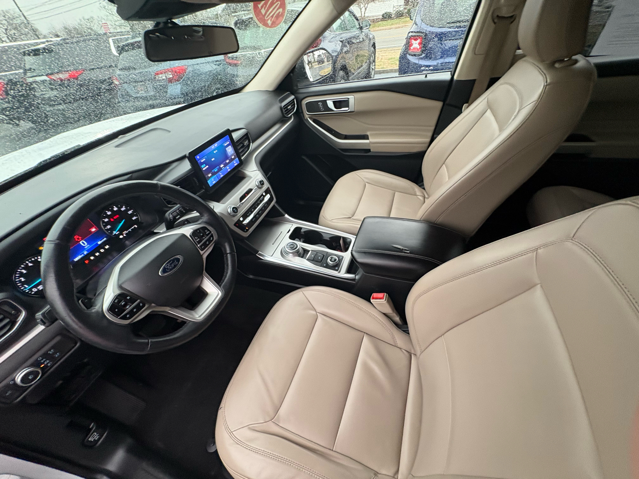 Ford Explorer XLT 4WD 2021