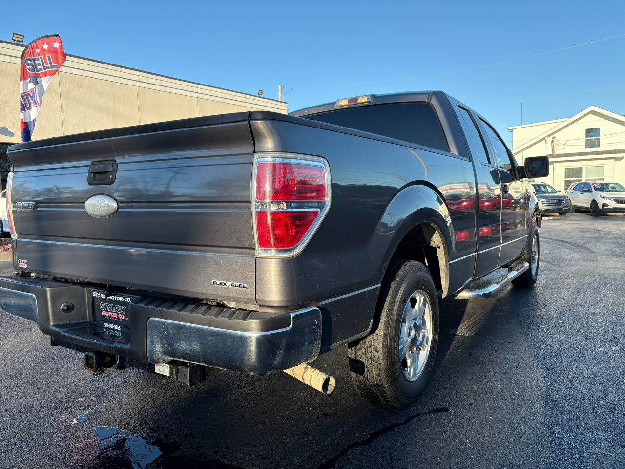 Ford F-150 2WD SuperCab 145" XLT 2011