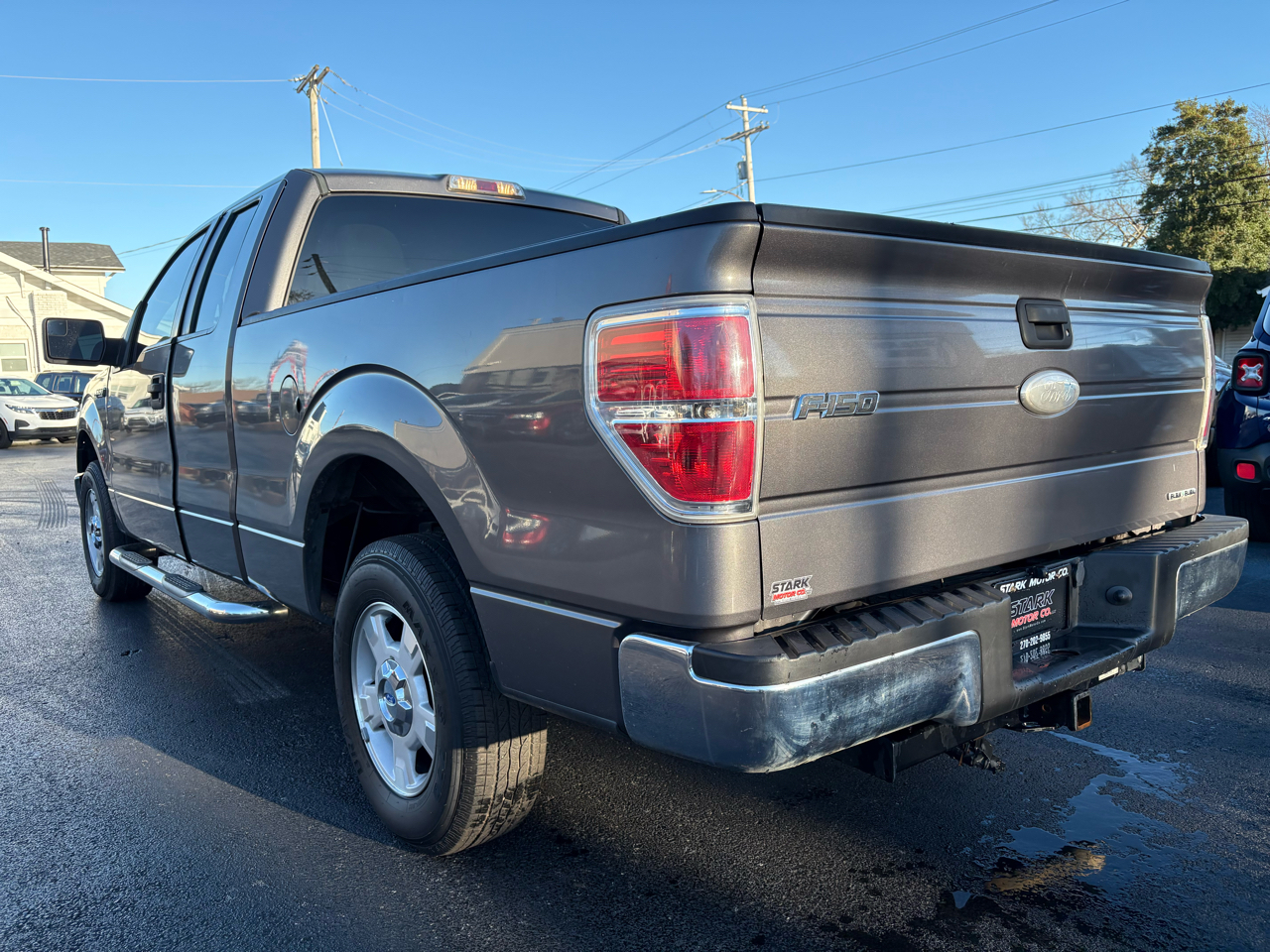 Ford F-150 2WD SuperCab 145" XLT 2011