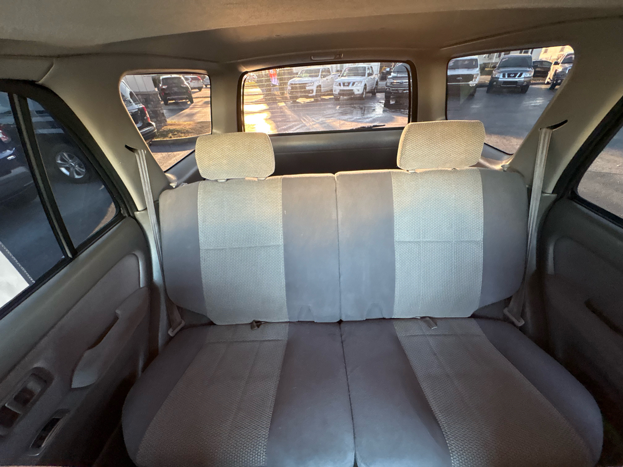 Toyota 4Runner 4dr SR5 3.4L Auto (Natl) 2002