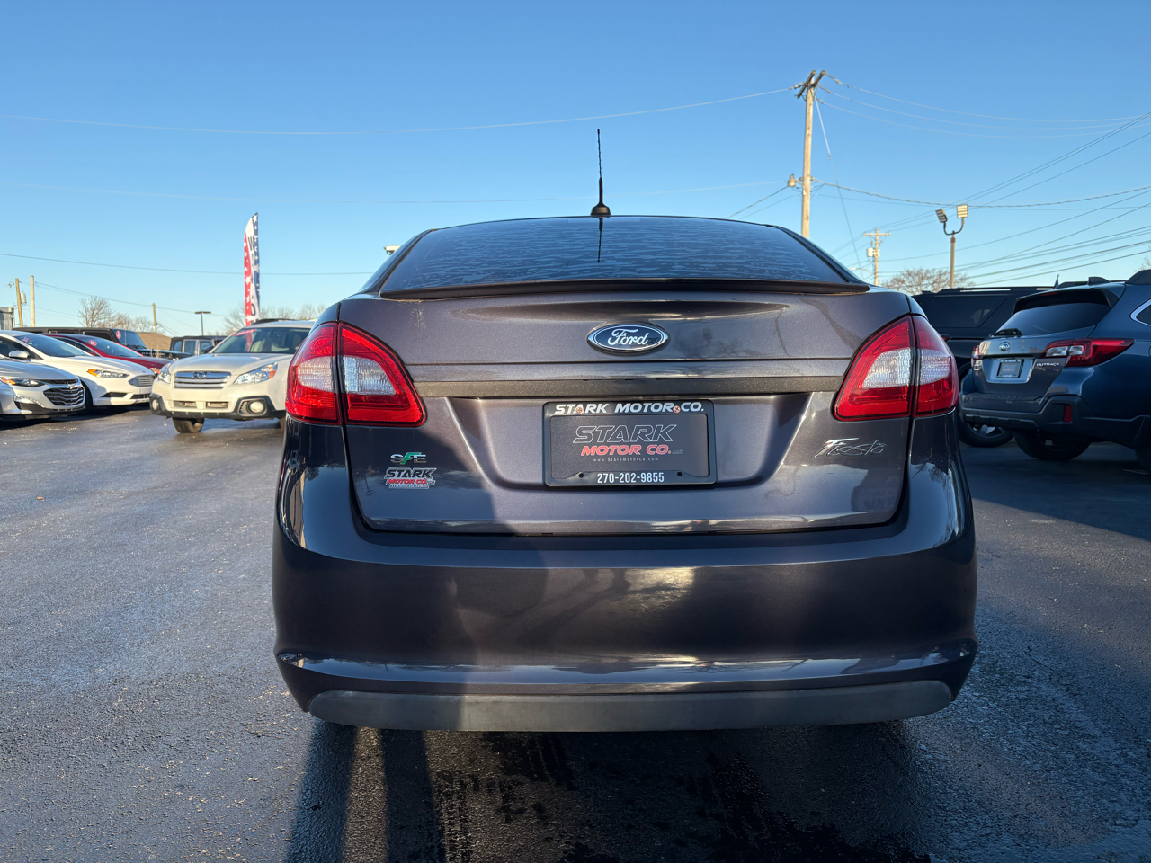 Ford Fiesta 4dr Sdn SE 2013