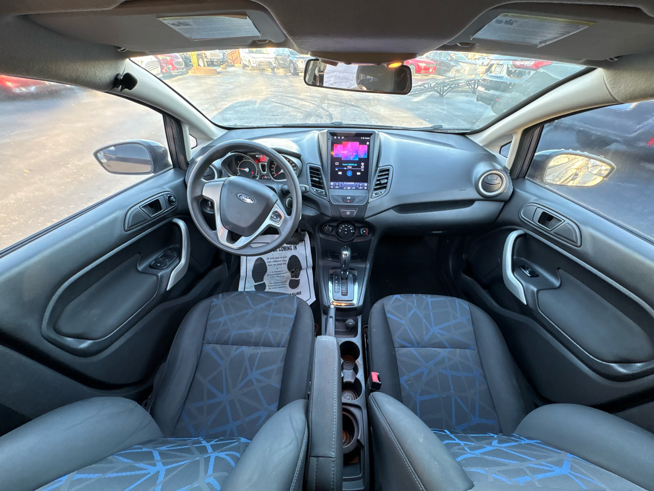 Ford Fiesta 4dr Sdn SE 2013