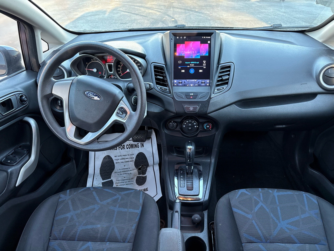 Ford Fiesta 4dr Sdn SE 2013