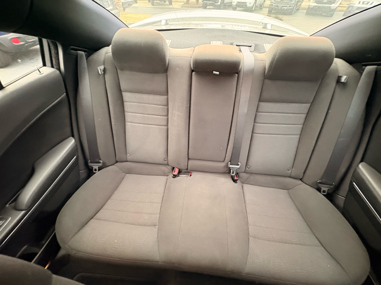 Dodge Charger 4dr Sdn SE RWD 2014